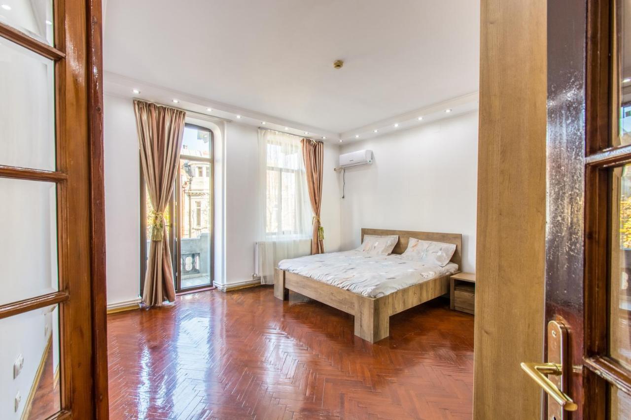 Apartment Faryna Bucharest Exterior photo